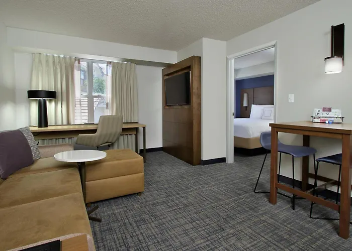 North Hotel 3*