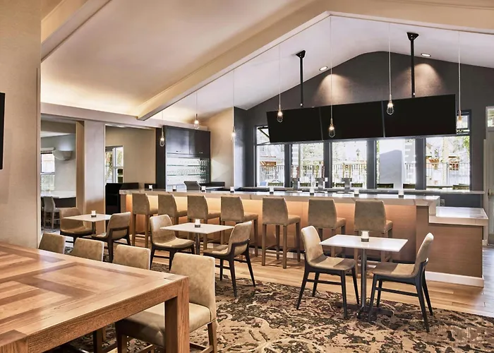 Hotel North 3*