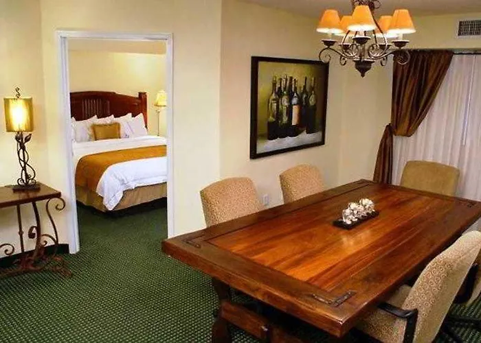 North Hotel 3*